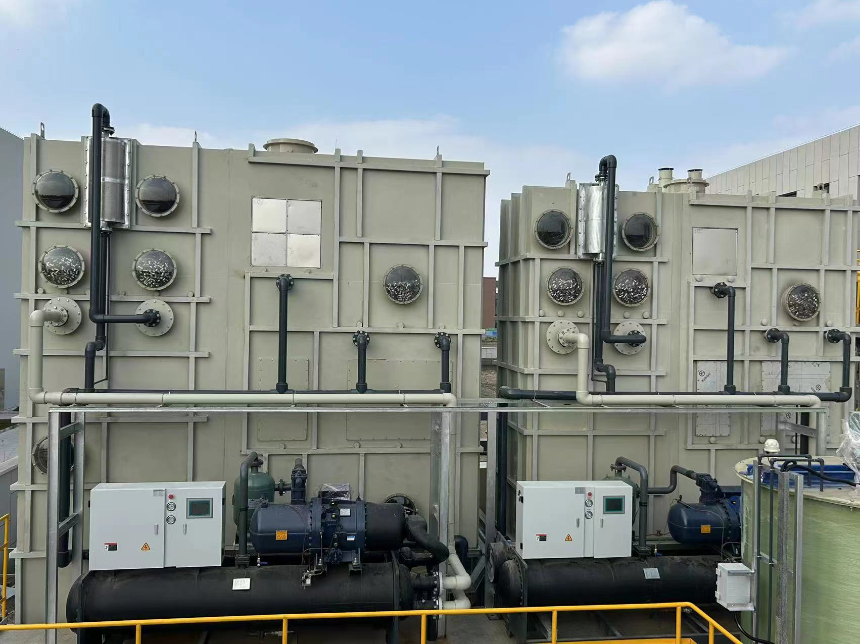 �͜����l��